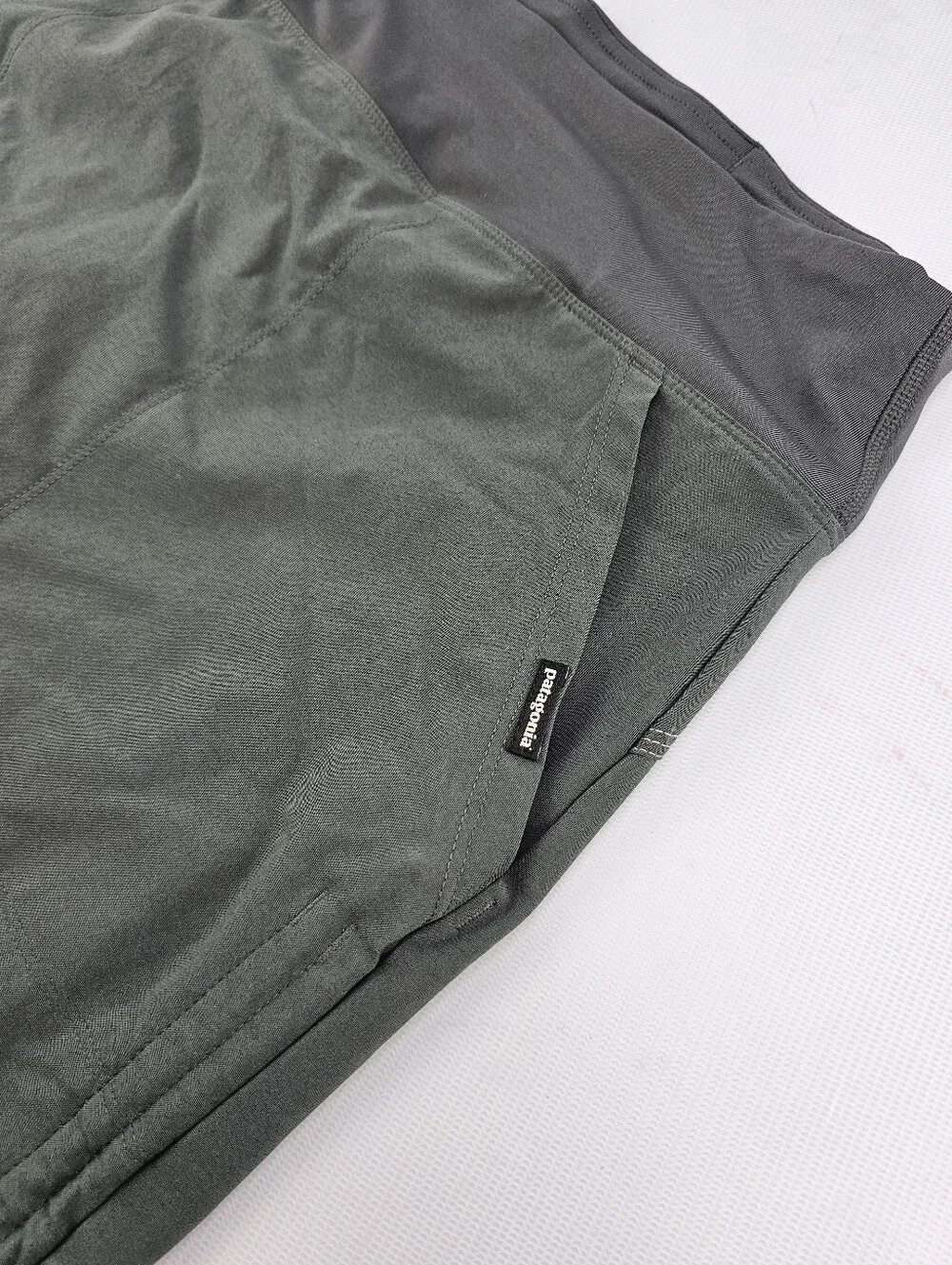 Patagonia Women's Cinch Tech Fishing Skort Size Gray Green Size Medium